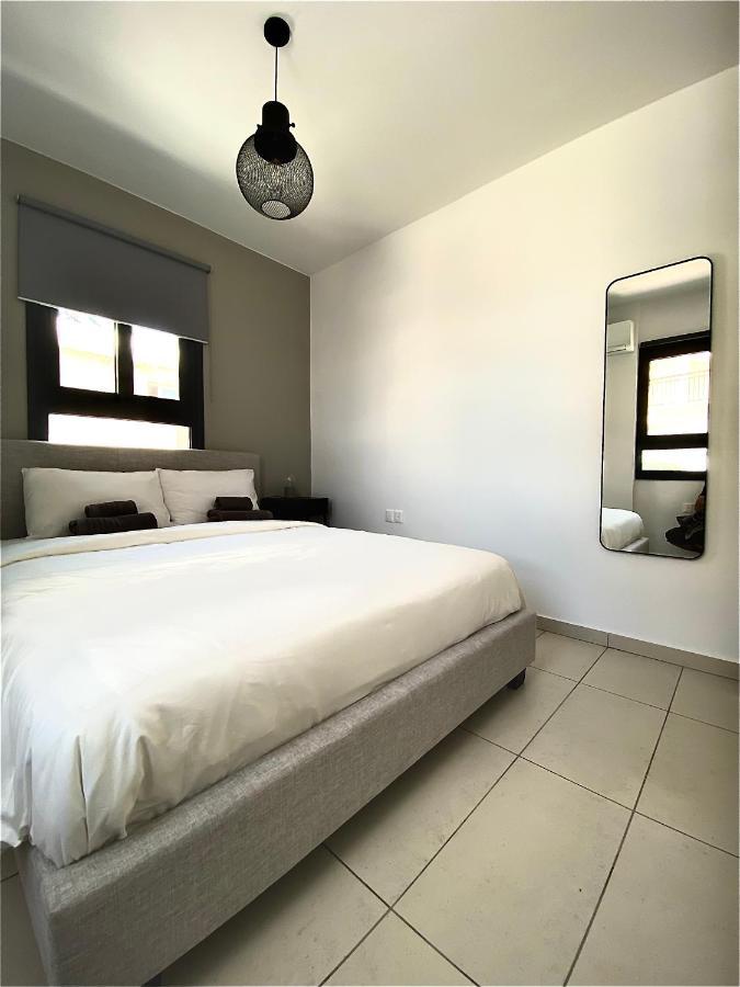 Sea La Vie #1 - Luxury Seaview Apartment Πάφος Εξωτερικό φωτογραφία